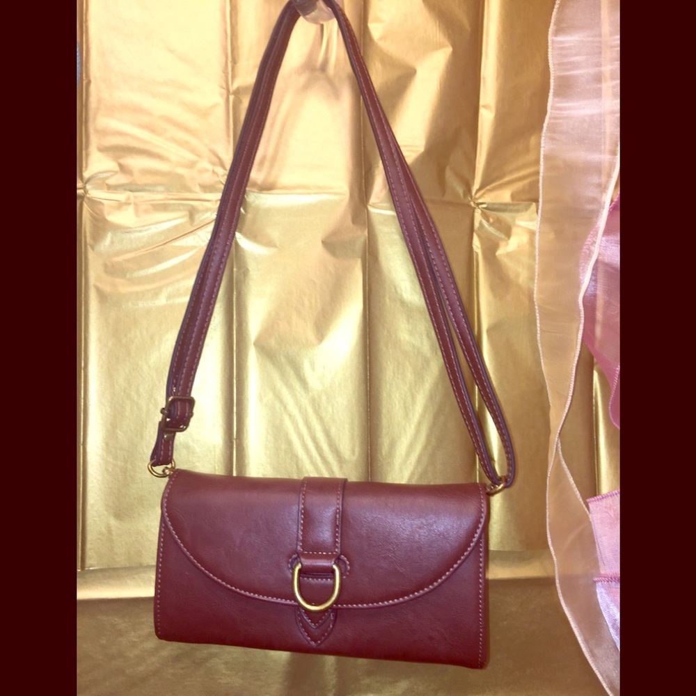 SIMPLY Noelle’s Versatile Wristlet/ Cross/ Clutch